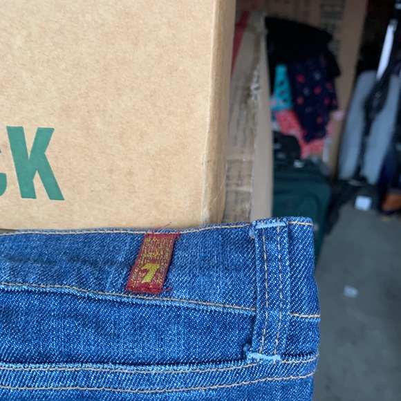 Really comfortable low rise jeans - Picture 3 of 3